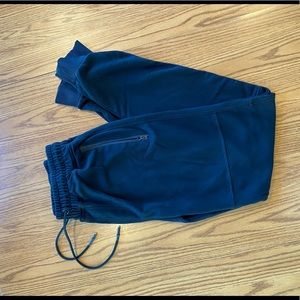 American Tall Joggers. Like new. Black size M. Inseam approx 34”